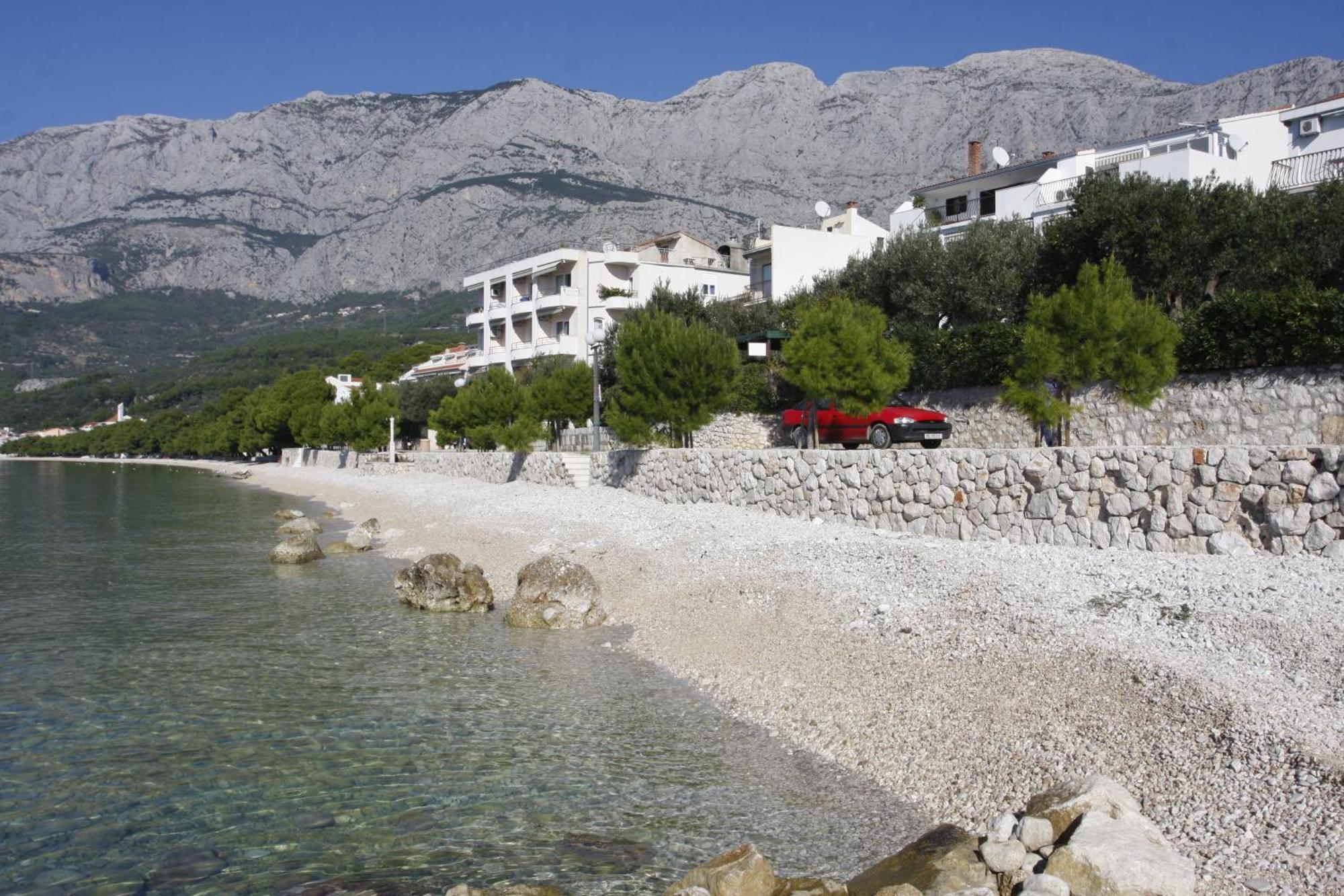 Apartments Delfin Tucepi Exterior photo
